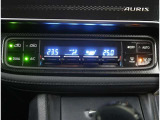 【オートエアコン】1年中快適な室内を提供!車内温度を設定すると、風量を自動で調整してくれます。