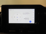 ディスプレイオーディオ(コネクティッドナビ対応)8インチHDディスプレイ、AM/FMチューナー(ワイドFM対応)、 USB入力入力(動画・音楽再生/給電)、BluetoothR対応