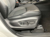 納車前にご案内しますボディーコーティングを施工する事をお勧めします。理由1納車時ピカピカ、2洗車も楽々だし雨で多少の汚れも無くなります、3運転してて気持ちがよいetc.