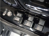 ◆パワーウィンドウスイッチ◆運転席から全席の窓の開閉操作を行うことが出来いつでも換気ができます!