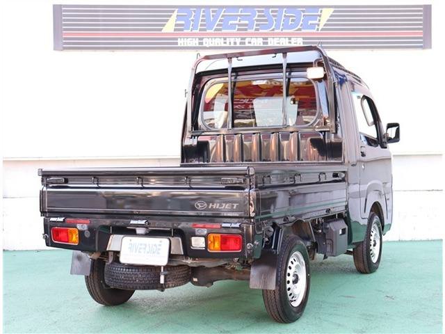 ダイハツ ハイゼットトラック ジャンボ SAIIIt 4WD 4WD 5速マニュアル