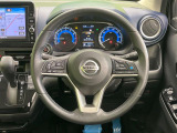 【ステアリングスイッチ】運転中、前方から目線をそらすことなく、オーディオ等の操作が可能な便利機能!安心&快適なドライブを演出してくれます♪