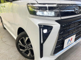 【LEDヘッドライト】悪天候や夜間走行時も良好な視界を確保し安心して運転できる高輝度LEDヘッドライトを装備!点灯速度が早く、消費電力も抑えられています。