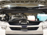 納車前にエンジンオイル・エレメント・ワイパーゴムといった消耗品を新品に交換いたします。