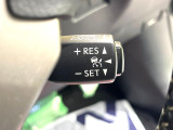 【レーダークルーズコントロール】高速道路での長距離走行が楽に!!自動で速度を保つクルーズコントロールが、衝突軽減システムと連携し、前方の車両を感知して車間を保つように速度調節してくれます!!