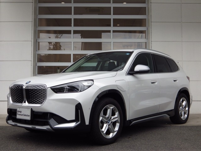 BMW iX1 
