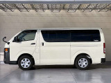 ■展示場に無い車両も、自社在庫1,000台と全国共有中古車在庫10万台の中から、ご要望の車両をチョイスしてご案内致します!もちろん、オートオークションからのご案内も可能です!
