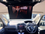 気になるお車がありましたら右の電話番号から直接お店にお問い合わせください。支払方法から車両情報、状態までなんでもご説明させて頂きます。スタッフ一同ご連絡お待ちしております。