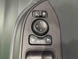 電動格納ミラー ボタン一つでドアミラーを収納できますよ!
