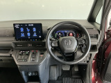 【前方視界】開放的な前方視界!運転がしやすく疲れにくいです♪窓が大きく、見通しがとっても良いおクルマですよ♪
