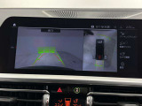 サラウンドビューは狭い道のすれ違いや狭い車庫入れに有効でです。パーキングアシストも装備されております。