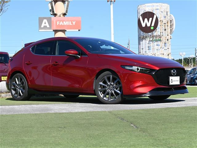 MAZDA3ファストバック 1.8 XD Lパッケージ 本革シート 修復歴無し