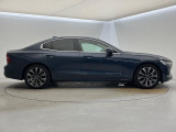 全国のVOLVOからお取り寄せが可能※!遠方の店舗に展示してあるクルマが気になる場合も、最寄りの店舗でご購入ただくことが可能です!是非私たちに要望をお聞かせください!※別途費用