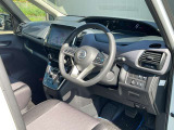 運転席・助手席シートヒーターです。寒い冬も快適です。