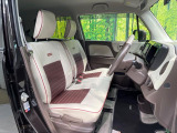 運転席シート廻りは使用感も少なく、良好な状態となっています。丁寧に使われていたことがよくわかりますね。