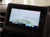 ◆バックカメラ◆リバースにするだけで映ります、後方の安全確認や、狭い駐車場での車庫入れ、雨の日や夜間など視界の悪い時に便利です!安全にバックする為には欠かせない装備です。