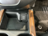 ご契約の流れは、当店のスタッフがわかりやすく説明いたしますのでお気軽にお声かけください!