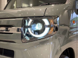 丸目のLEDヘッドライトで、仕事も趣味も自分らしく!