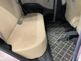 ゆとりのある足元スペースです。