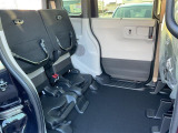 届出済 未使用車は新車の香りがします!中古車のようにタバコ臭い心配がありません。