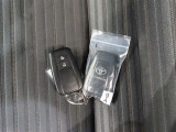 スマートキーとメカニカルキー付です。