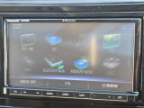 CD・DVD・フルセグTV・ミュージックサーバーが楽しめ、Bluetoothにも対応しています。