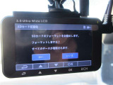 前後ドライブレコーダー装備で安全運転を助けます。