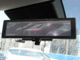スマートルームミラー★車両後方のカメラ映像をミラー面に移して、いつでもクリアな後方視界を確保します♪