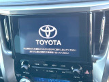 【純正9型ナビ】人気の純正ナビを装備しております。ナビの使いやすさはもちろん、オーディオ機能も充実!キャンプや旅行はもちろん、通勤や買い物など普段のドライブも楽しくなるはず♪