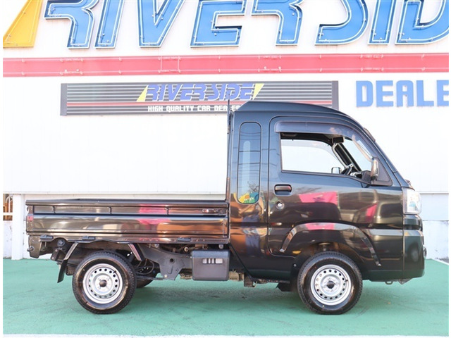 ダイハツ ハイゼットトラック ジャンボ SAIIIt 4WD 4WD 5速マニュアル