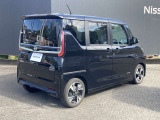 プライバシ-ガラスが装備されています。外を見るときは気にならずに、後方車両から車内が見えにくい設計です。