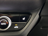 【シートヒーター】運転席、助手席にはシートヒーターが装備されております。これからの季節には嬉しい装備です!