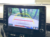 【バックカメラ】駐車時に後方がリアルタイム映像で確認できます。大型商業施設や立体駐車場での駐車時や、夜間のバック時に大活躍!運転スキルに関わらず、今や必須となった装備のひとつです!