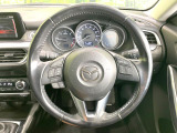 【純正革巻きステアリング】上質な革を使用することで、手にしっかり馴染みとても運転しやすいハンドルです♪