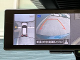 アラウンドビューモニターも装備しております。車庫入れの苦手なお客様も安心!重宝してくれます!