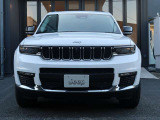 Jeepと言えば7スロットグリル、7本のグリルはJeepの証です。