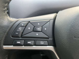 ■ステアリングスイッチ■ハンドル手元でオーディオの操作が簡単に出来ます。運転中でもナビまで手を伸ばさずに操作が出来て安心です。
