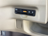 ビルトインタイプの【ETC】で見た目もスッキリ。高速道路の利用にとても便利です。