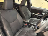 運転する人の体をしっかり支えるシート!使い勝手のいいパワーシート♪