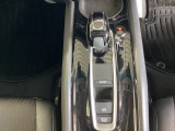 発進時から滑らかに加速する無段階変速のCVTはストップ&ゴーの多い街の中も快適です