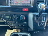 彦根インターからお車で3分とアクセス便利!近くには有名観光地の彦根城もありますので、観光と合わせてのご来店も良いですね♪活気溢れる自慢のスタッフがお客様のご来店をお待ちしております!