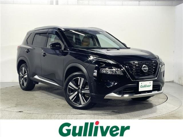エクストレイル 1.5 G e-4ORCE 4WD 4WD 本革シート
