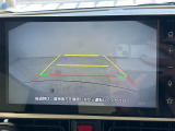 【バックモニター】後ろのカメラの映像をモニターに映し出すことができます!後方の見えない死角や、障害物との距離感をしっかり確認することができます!駐車が苦手な方におすすめです。