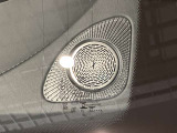 BurmesterAudioは車内にコンサート会場のような臨場感を感じさせてくれるスピーカーです。