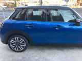 MINI正規ディーラー取り扱い MINI認定中古車 MINI NEXT甲府お車の詳細や展示状況はお気軽にお問合せ下さい。