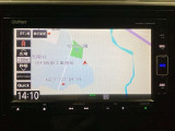 ナビゲーションはフルセグTV対応のGathers純正メモリーナビを搭載しています。Bluetoothオーディオ機能がありますので、スマートフォンなどの音楽も再生できます。