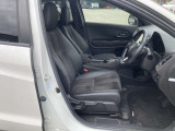 運転席からの視界もよくどなたがお乗りになられても運転しやすい車両になっています☆