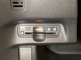 ハンドルの左下にETCがついています。高速道路の料金所の通過も楽々です。 カードの取り出しもしやすい場所についています。