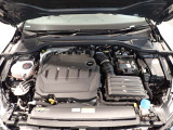 2.0L TDIエンジン搭載!力強い加速と鋭いアクセルレスポンスで、爽快な走りを思いのままに楽しめます。