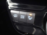 「EV/HVモード」と「ドライブモード(ノーマル・エコ・パワー)」切り替えスイッチです。
